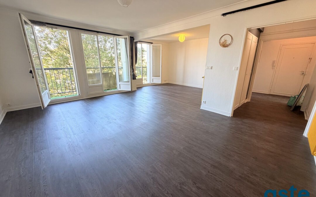 Lumineux T4 avec balcon et garage à Saint-Marc